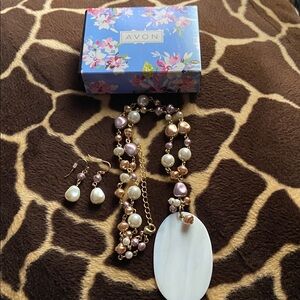 Avon 2019 Summer Sands Necklace and Earrings Set
